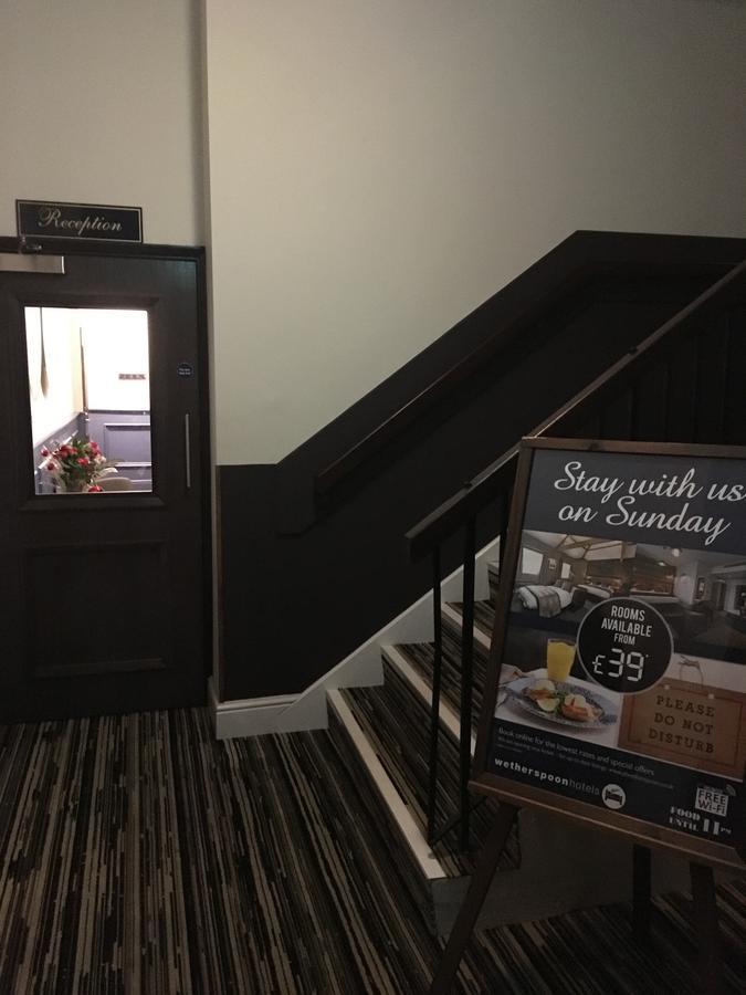 Hotel The Furness Railway Wetherspoon Barrow-in-Furness Exterior foto