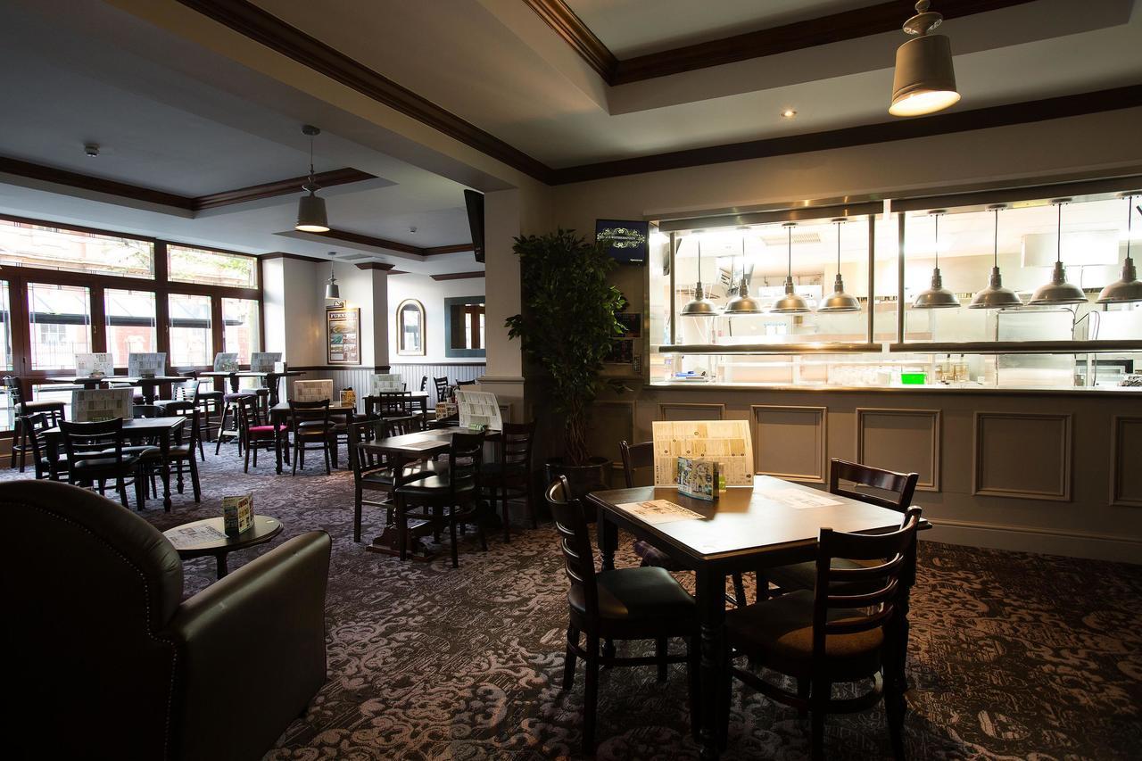 Hotel The Furness Railway Wetherspoon Barrow-in-Furness Exterior foto