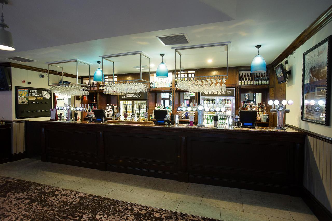 Hotel The Furness Railway Wetherspoon Barrow-in-Furness Exterior foto