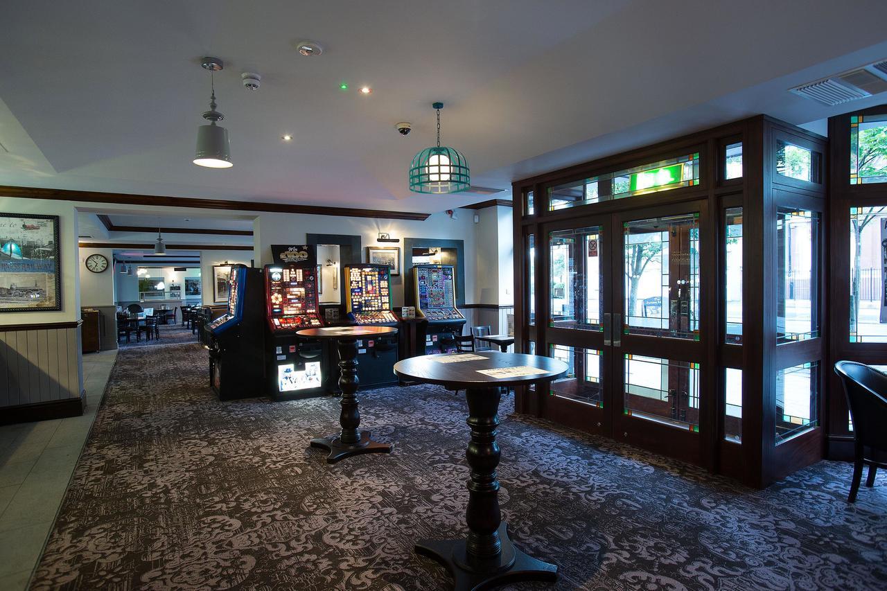 Hotel The Furness Railway Wetherspoon Barrow-in-Furness Exterior foto